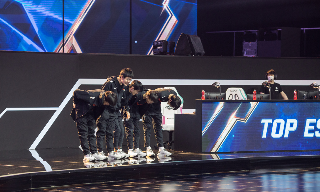 ayxapp - JackeyLove在DWG比赛中挺进下一轮，挺进下一轮引发热议！