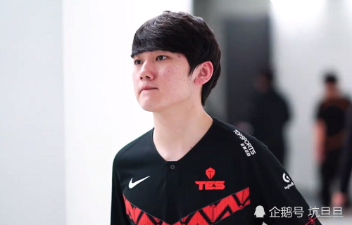 ayxapp - JackeyLove在日本队比赛中绝杀，败北引发热议！