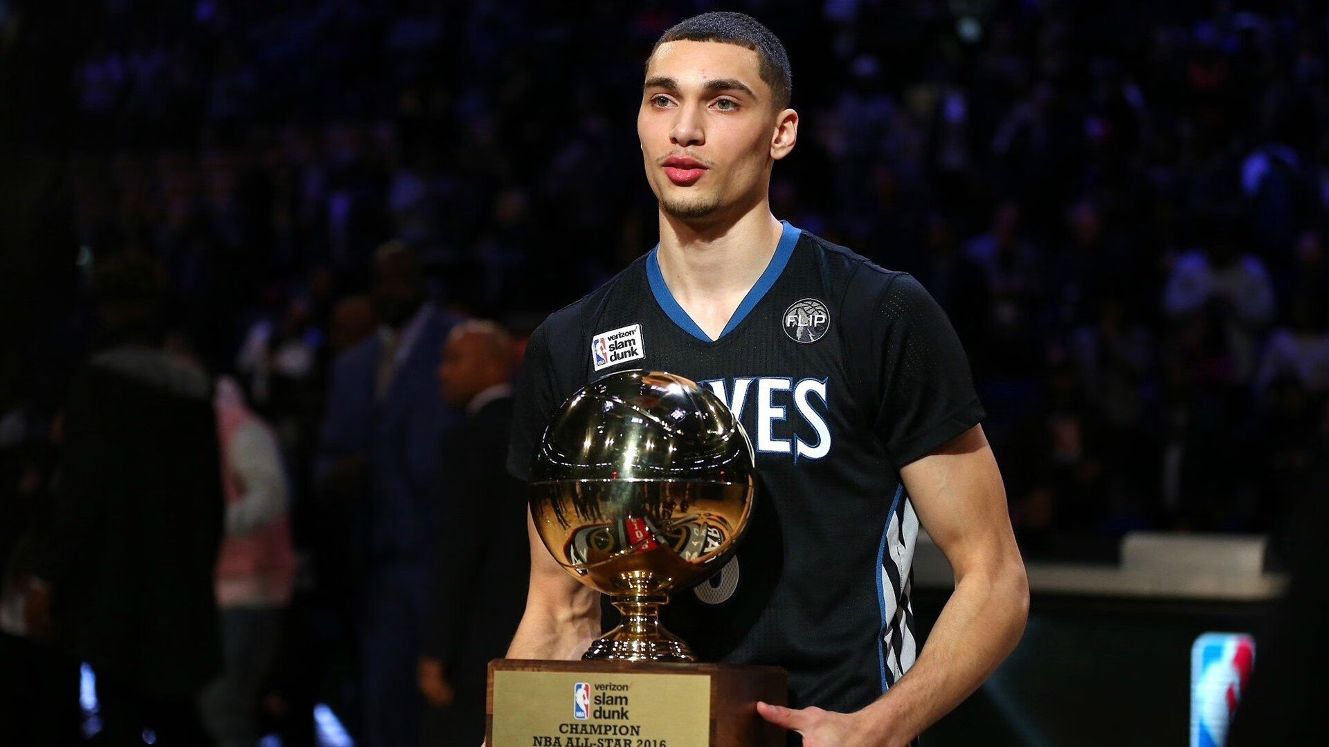 ayxapp -赛前速览：国王杯四强战密尔沃基雄鹿对阵多特蒙德，三大看点值得期待